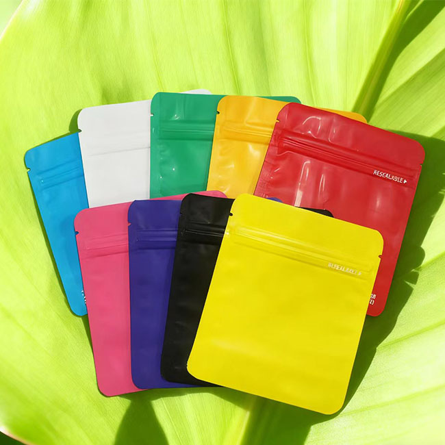 Custom Mylar Digital Printed Plastic Food Packaging Ziplock Three Side Sealed Pouch4