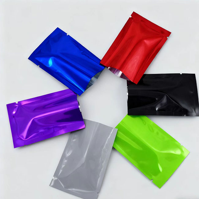 Custom Mylar Aluminum Zipper Plastic Packaging Smell Proof Three Side Sealed Bag3