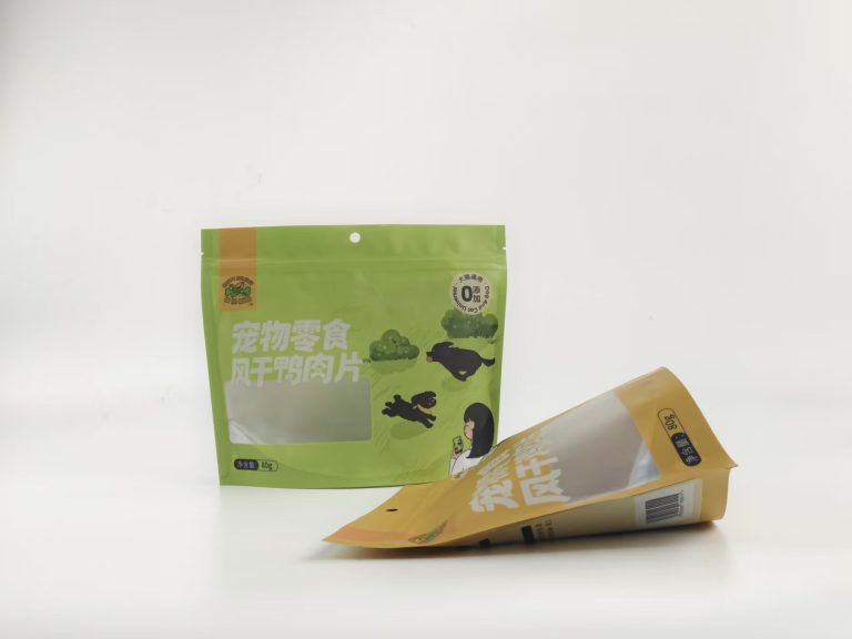 Resealable Zipper Stand Up Pouch for Pet Treats Clear Window Suitable for Dogs and Cats 3