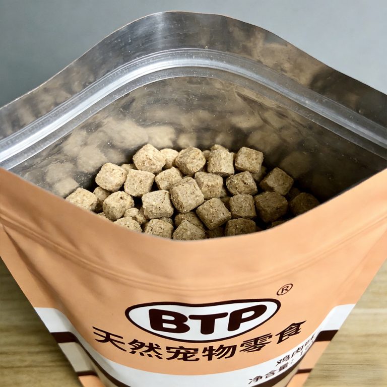 Custom logo window Aluminum Foil Zipper Pet Snack Food Stand up pouch 5