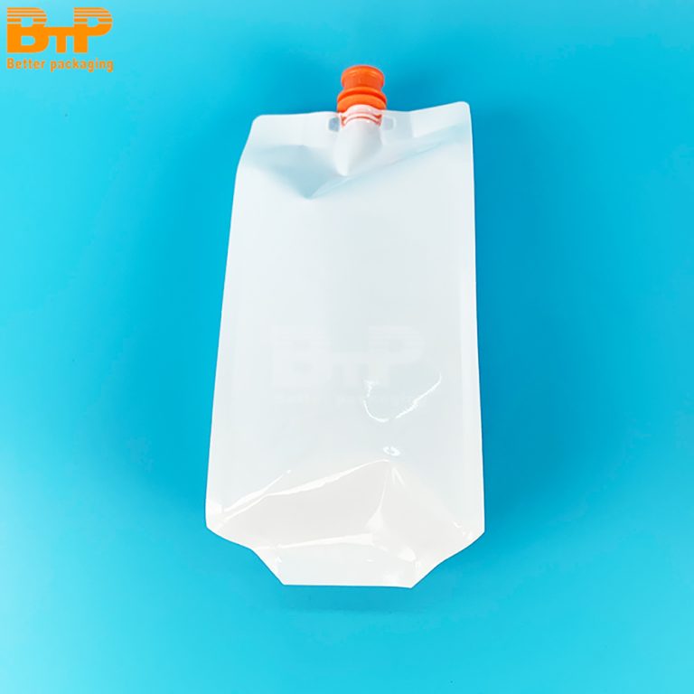 Custom Printed Food Packaging Aluminum Foil Stand up Spout Juice Plastic Bag 3