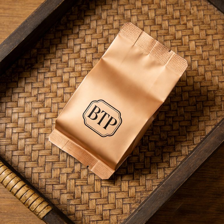 Custom logo Moisture proof middle sealed side gusset Tea Plastic Packaging bag 3